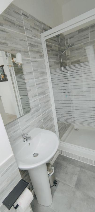 Chaleureuse Petite Maison De Bourg Beaumont-sur-Sarthe Екстер'єр фото