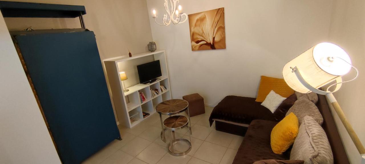 Chaleureuse Petite Maison De Bourg Beaumont-sur-Sarthe Екстер'єр фото